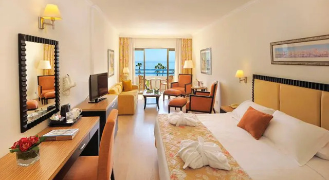 Номер Standard с балконом Elias Beach Hotel
