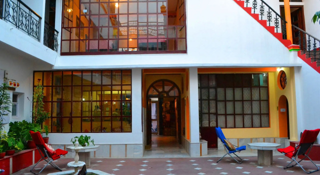 Hotel Harmony