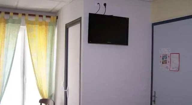 Résidence Selva Appartements à Lourdes proche sanctuaire, Забронировать Отель Отели Лурд с парковкой, рядом с Приходская церковь Сакре-Кёр, Парковка