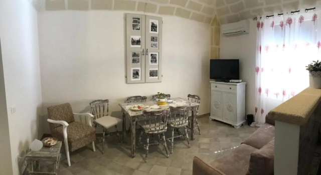 Favignana Holidays 4, Book Hotel Hotels in Sicily with Parking, Parking