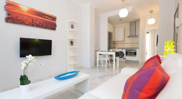 Апартаменты Цокольный этаж c 1 комнатой The Zentral Suites & Apartments