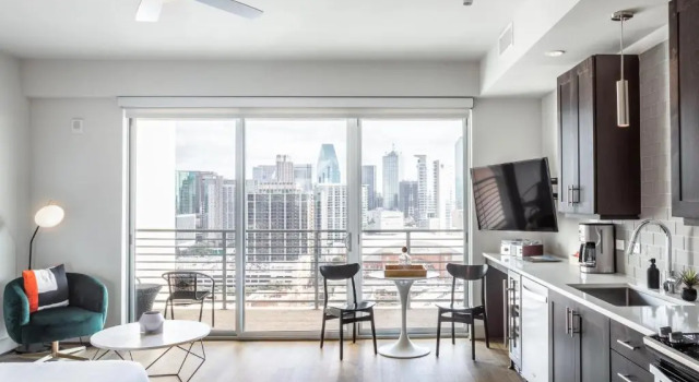 Студия с видом на город Mint House Dallas - Victory Park