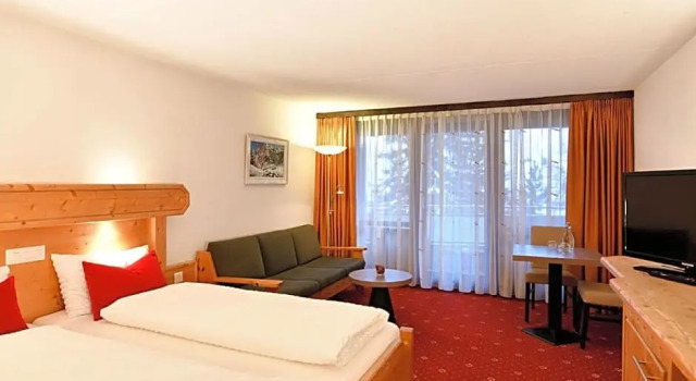 Одноместный номер Standard с балконом Club Hotel rooms only - by Mountain Hotels
