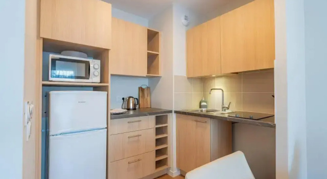 Апартаменты Standard Quality Aparthotel Périgueux