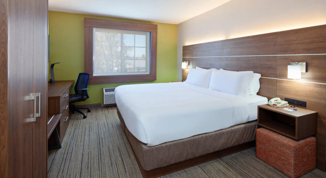 Номер Standard Holiday Inn Express Hotel & Suites San Diego-Escondido by IHG