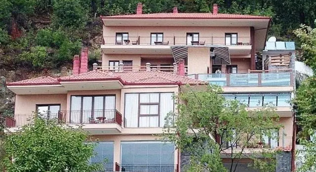 Hotel Athina, Book Hotel Káto Loutrákion Macedonia
