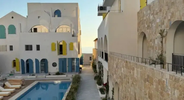 Noon Properties 3 Beachside Studio in Dh rmi, Book Lejlighed Himarë Vlorë County