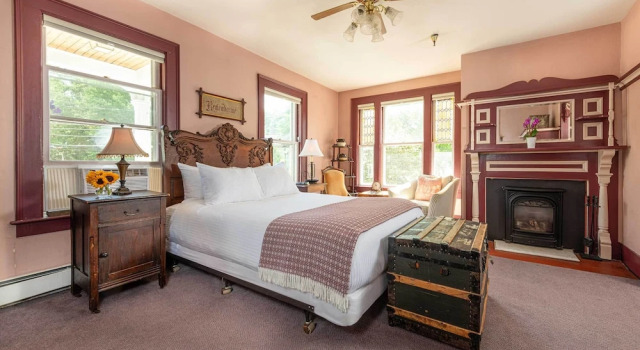 Номер Deluxe Old Stagecoach Inn