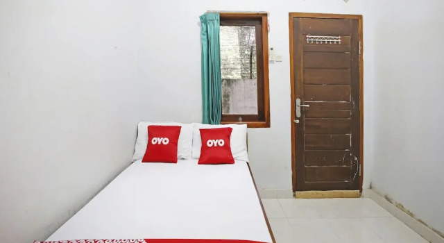 Двухместный номер Standard Collection O 91449 Griya Ampenan Residence