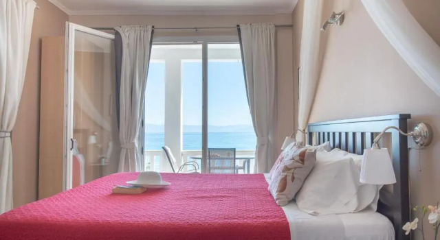 Люкс с видом на море Galini Beach Studios and Penthouse