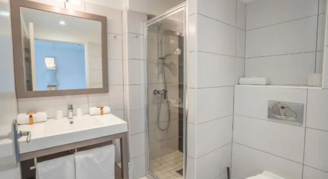 Двухместный номер Standard с видом на море Hotel Le Grand Pavois