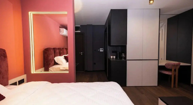 Kron, Prenota Bed & breakfast Novi Sad Vojvodina