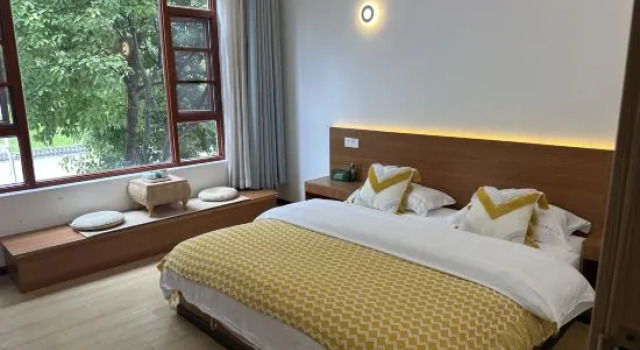 Люкс Sleep Well Quality Inn in Dali