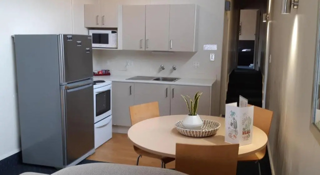 Семейные апартаменты с 2 комнатами Amble Inn Motel