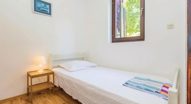 Amazing Apartment in Pinezici With 2 Bedrooms and Wifi, Κράτηση Διαμέρισμα Pinezici Νήσος Κρκ