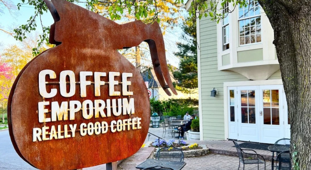 Cozy Cottage In The Heart Of Hyde Park 1 Bedroom Home by RedAwning, Book Feriehus Sommerhuse i Cincinnati, Hytte