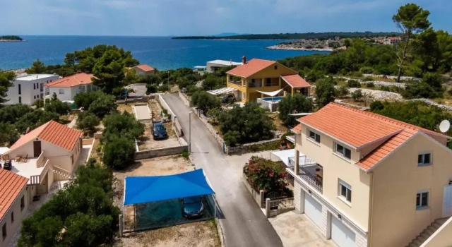 Апартаменты с 2 комнатами с балконом и с видом на море Apartments Fran