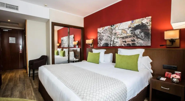 Двухместный номер Comfort Отель Leonardo Hotel Barcelona Gran Via