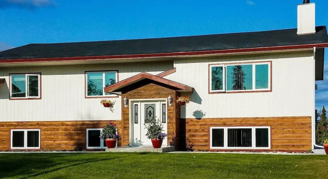 Fairbanks Alaskan Abode ~ 1 Mile to Pioneer Park!, Rezerwuj Hotel Fairbanks Alaska