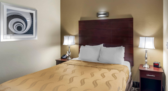Standard Zimmer Quality Inn Overland Park Kansas City