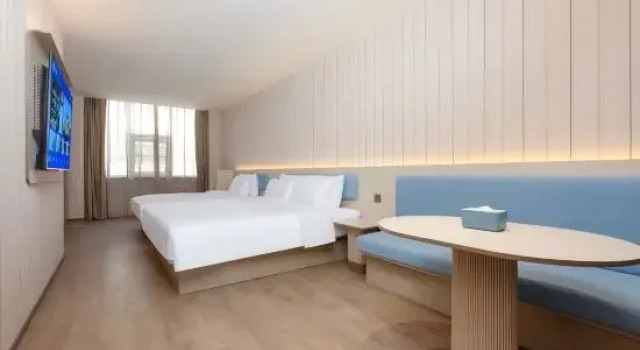 Люкс HanTing Hotel (Hanzhong Nanzheng Avenue Shuhan Daduhui)
