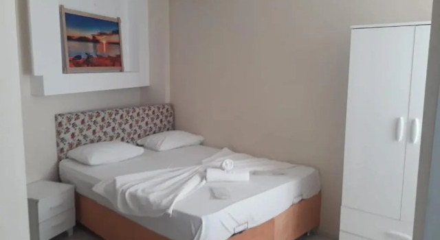 Трёхместный номер Standard Daisy Hotel