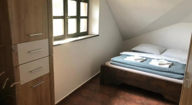 Penzion Hrad, Забронировать Отель Отели Фридек-Мистек с парковкой, Парковка