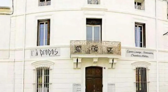 A Propos- Suites et chambres, Prenota Hotel Orange Valchiusa