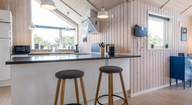 8 person holiday home in Fanø, Book Vacation Home Hotels in Fano with Parking, Parking
