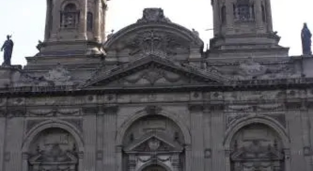 Sol de Monjitas Tourist, Забронировать Отель Отели Сантьяго с бассейном, рядом с Муниципальный театр Сантьяго, Бассейн