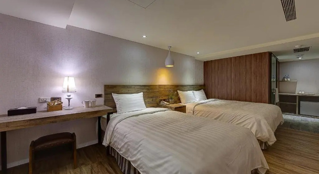 Трёхместный номер Standard Lan Kwai Fong Garden Hotel