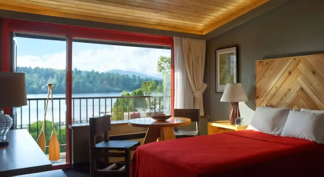 Двухместный номер Deluxe с балконом High Peaks Resort