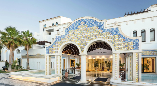 Pine Cliffs Hotel, a Luxury Collection Resort, Algarve, Забронировать Отель Отели Албуфейра по системе «всё включено», рядом с Praia da Falésia Açoteias, Всё включено