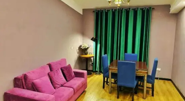 Люкс с 2 комнатами Xingyi Yunshang Garden Homestay (Wanfenglin Xiangchou Market)