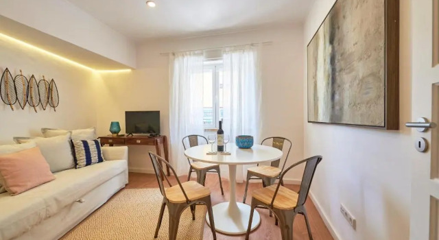 Belém Light Filled Apartment, By TimeCooler, Забронировать Апартаменты/квартира Отели Лиссабона с парковкой, рядом с Национальный музей вагонов, Парковка