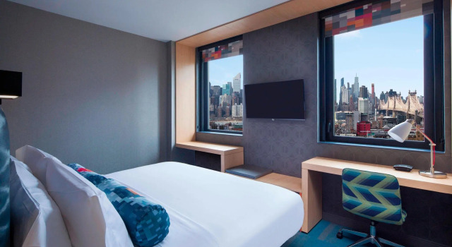 Двухместный номер Standard с видом на город Aloft by Marriott Long Island City-Manhattan View