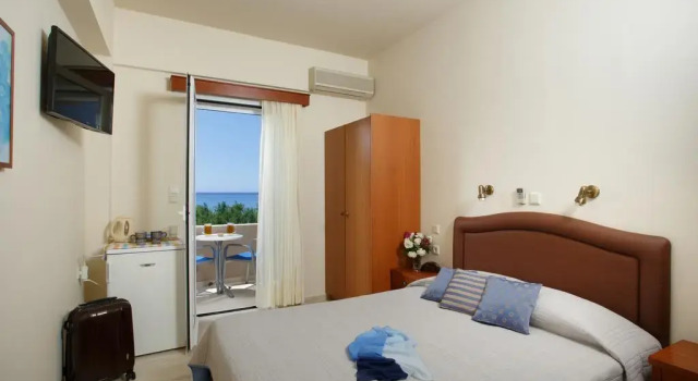 Morpheas Apartments