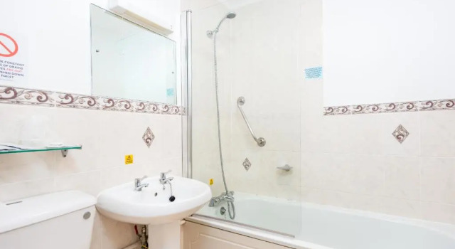 Семейный номер Standard Imperial Hotel