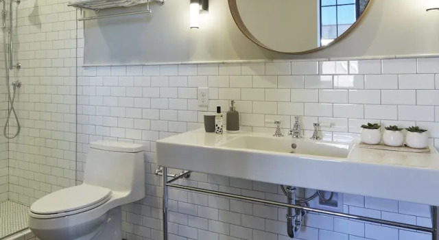 Четырёхместный люкс Kinn Guesthouse Bay View