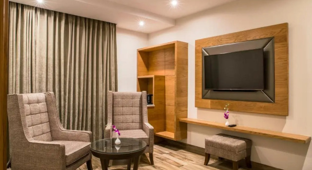Люкс Regenta Central Cassia Zirakpur Chandigarh