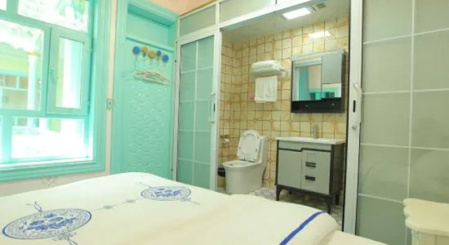 Семейный люкс с 2 комнатами Lanting Elegant Residence Guesthouse