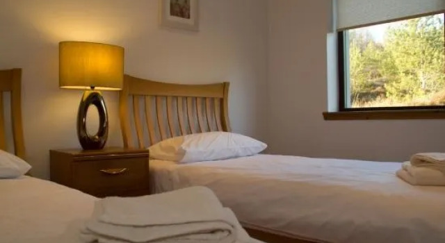 Above The Glen, Loch Ness area, Buchen Sie Ferienwohnung Hotels in Schottland mit Parkplatz, Parkplätze