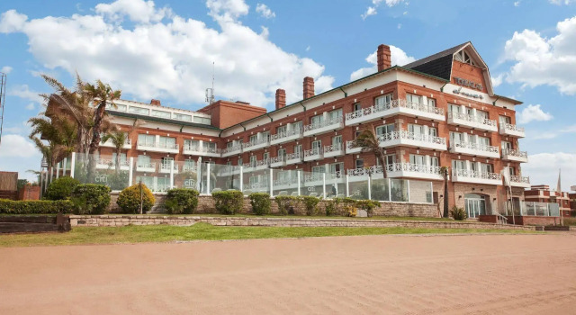 Terrazas Al Mar, Rezerwuj Hotel Hotele w Buenos Aires z basenem, Basen