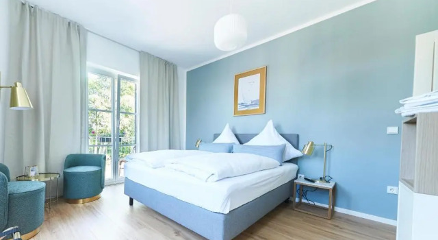 Die Goldammer, Book Hotel Diessen am Ammersee Starnberg Five Lakes Region