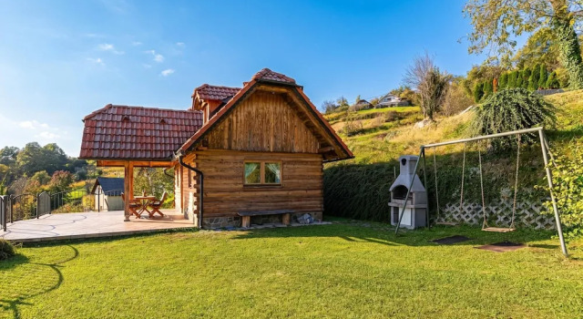 Vineyard Chalet Hansel and Gretel, Reserva ahora Chalet de montaña Cabañas en Dolenjska, Cabaña
