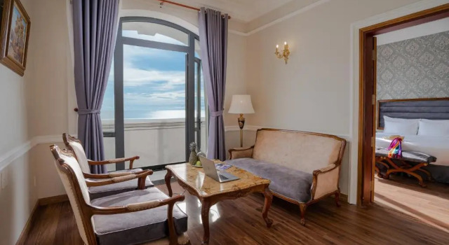 Полулюкс с видом на море Отель AVS Hotel Phu Quoc