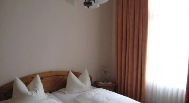 Hotel-Restaurant "Zum Alten Fritz", Забронировать Отель Отели Майен с парковкой, Парковка
