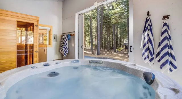 Hot Tub, Sauna, Game Room Modern 5bdr Family Cabin Homewood by Avantstay