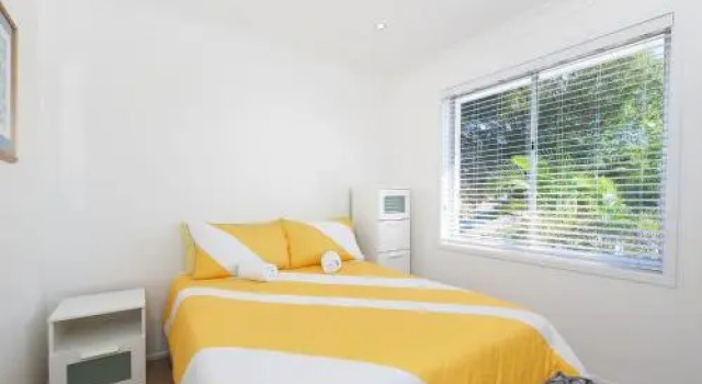 The White House', 25 Tomaree Road - Fantastic House With Pool, Linen Foxtel And Wii-U