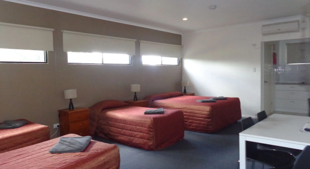 Artesian Spa Motel, Забронировать Мотель Мори New England NSW